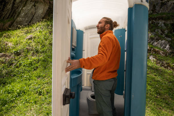 Best Affordable portable toilet rental  in Fort Riley, KS