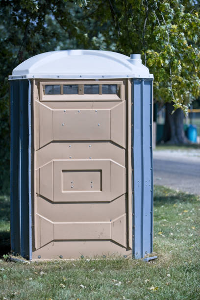Best Porta potty delivery and setup  in Fort Riley, KS